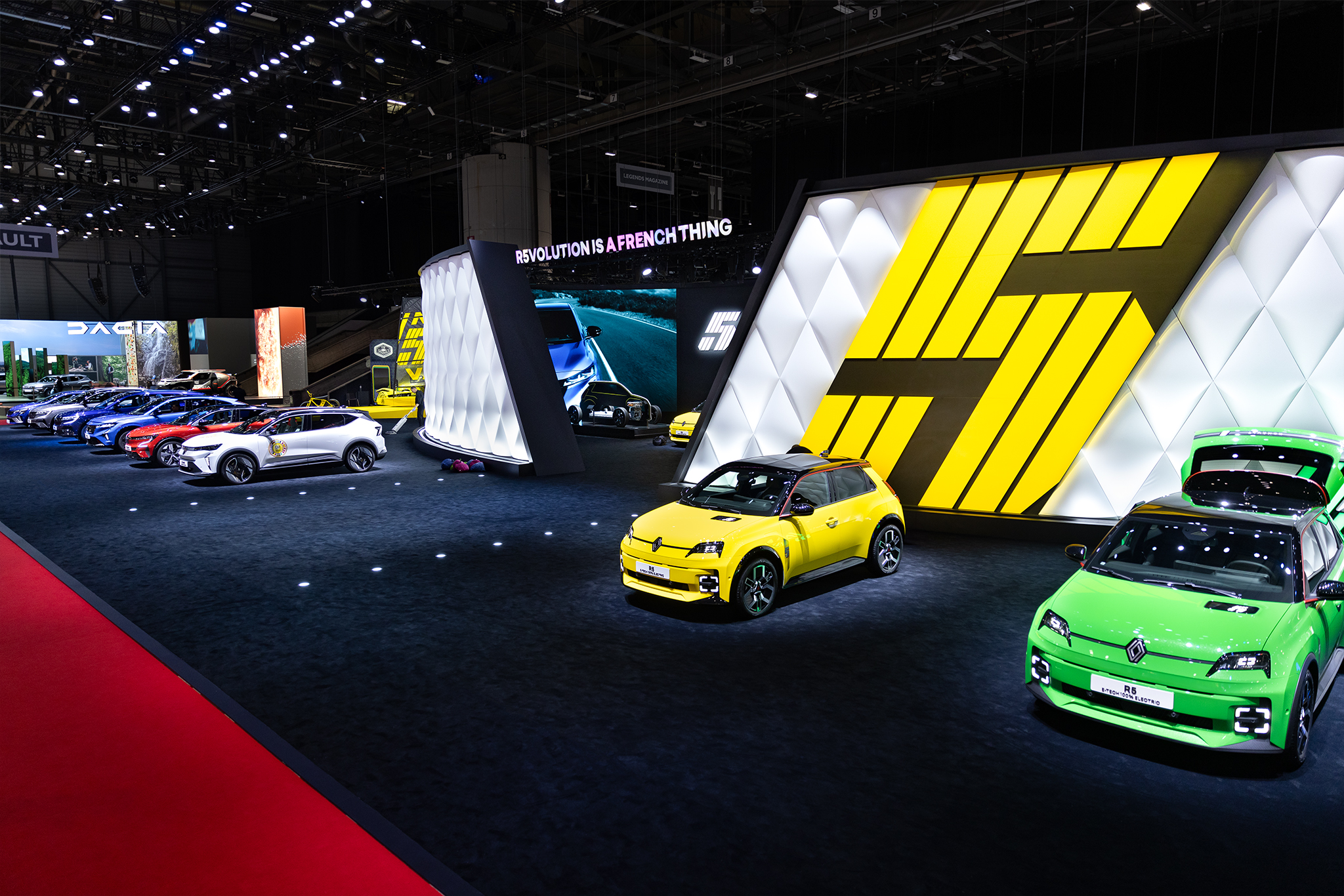 RAUMTECHNIK - RENAULT - AUTO SALON 2024 - GENF - STAND PHOTOGRAPHY - #2940 (Ir)