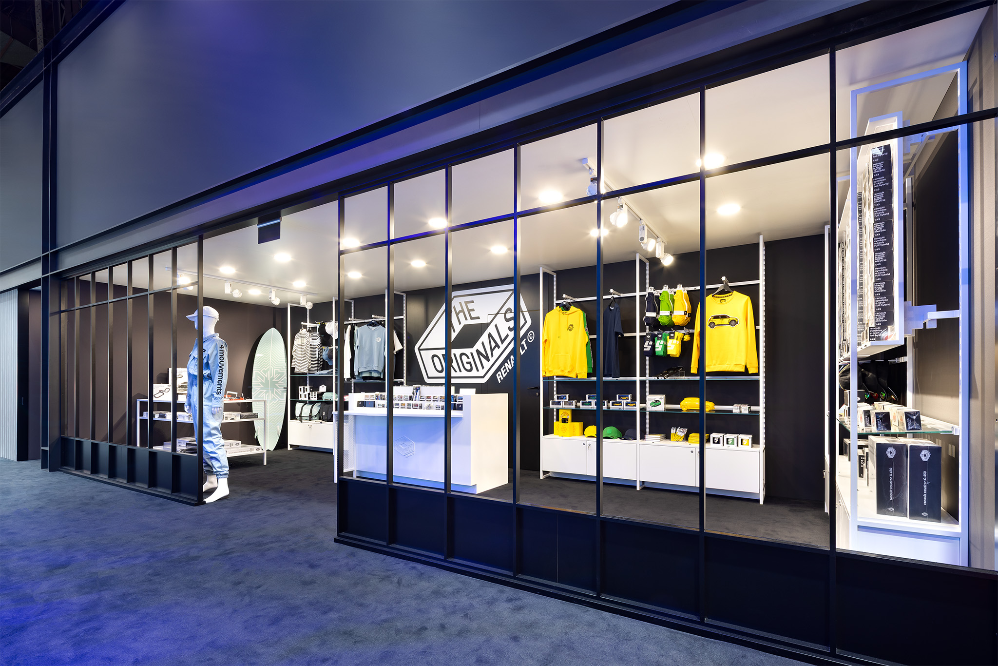 RAUMTECHNIK - RENAULT - AUTOMOBILE 2025 - BARCELONA - STAND PHOTOGRAPHY - #4694 (Ir)