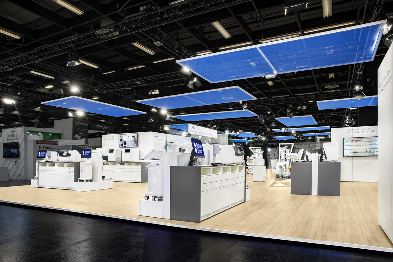 RAUMTECHNIK - DENTSPLY SIRONA DEUTSCHLAND - IDS 2025 - KÖLN - STAND PHOTOGRAPHY #6967 (lr)