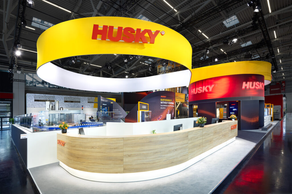 Raumtechnik Standdesign und Messestandbau für Husky auf der drinktec in Munich