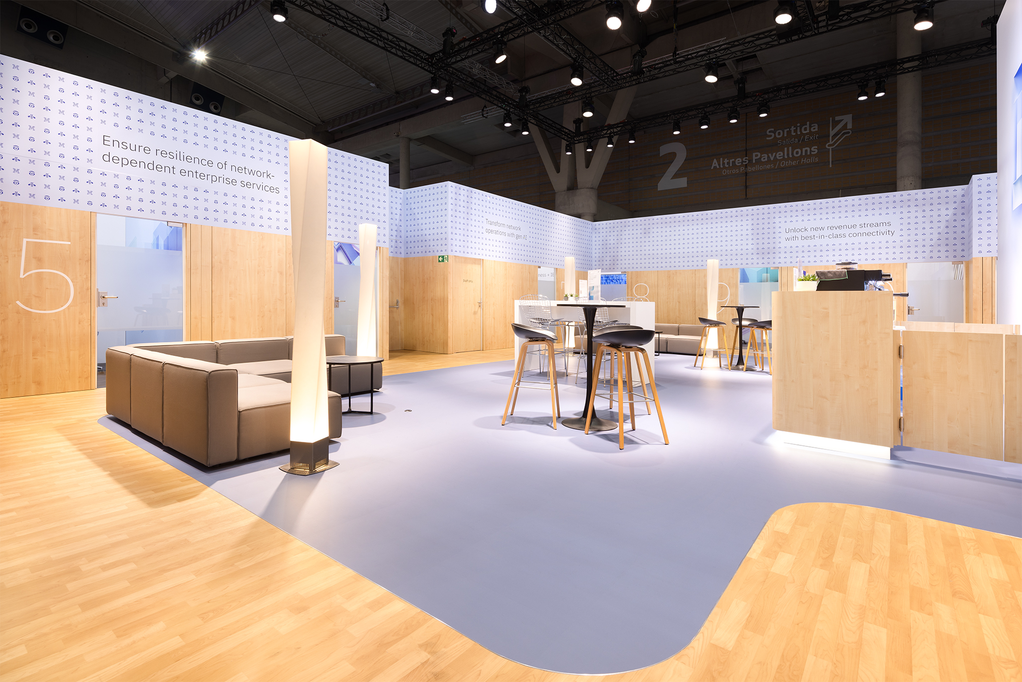 RAUMTECHNIK - IBM - MWC 2025 - BARCELONA - STAND PHOTOGRAPHY - #5205 (Ir)