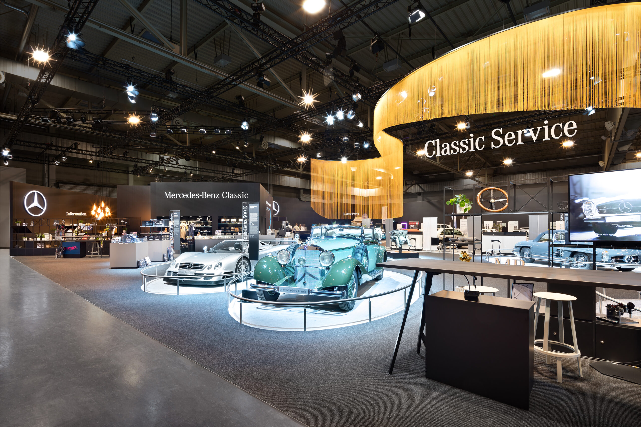 Raumtechnik Messestandbau für Mercedes-Benz auf der Techno Classica in Essen