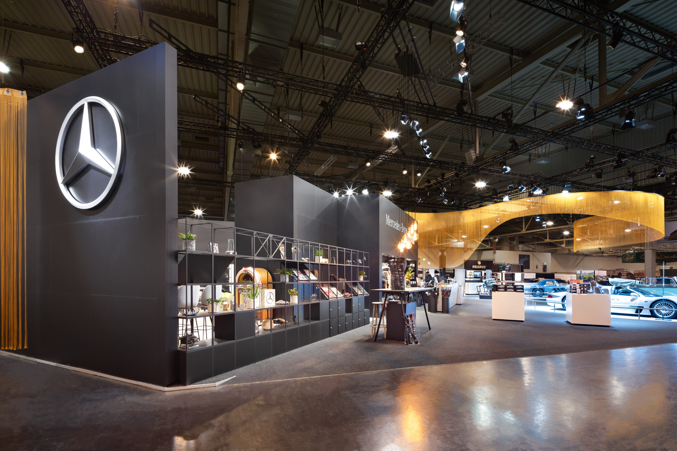 RAUMTECHNIK - MERCEDES BENZ MUSEUM - TECHNOCLASSICA 2023 - ESSEN - STAND PHOTOGRAPHY - #0137 (Ir)