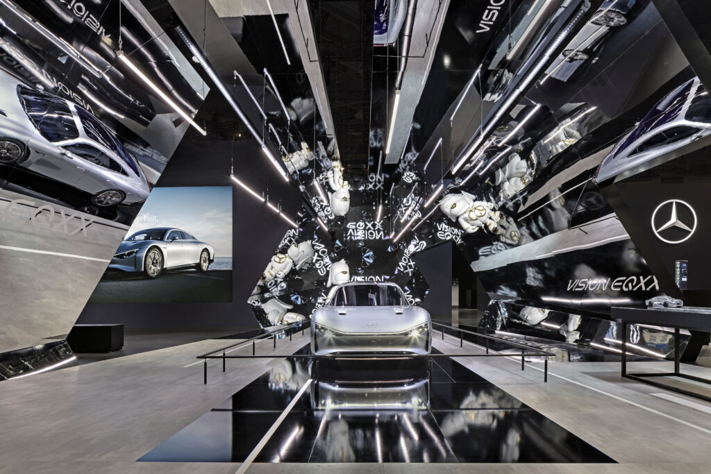 Raumtechnik Exhibition Stand Building for Mercedes-Benz at the CES in Las Vegas
