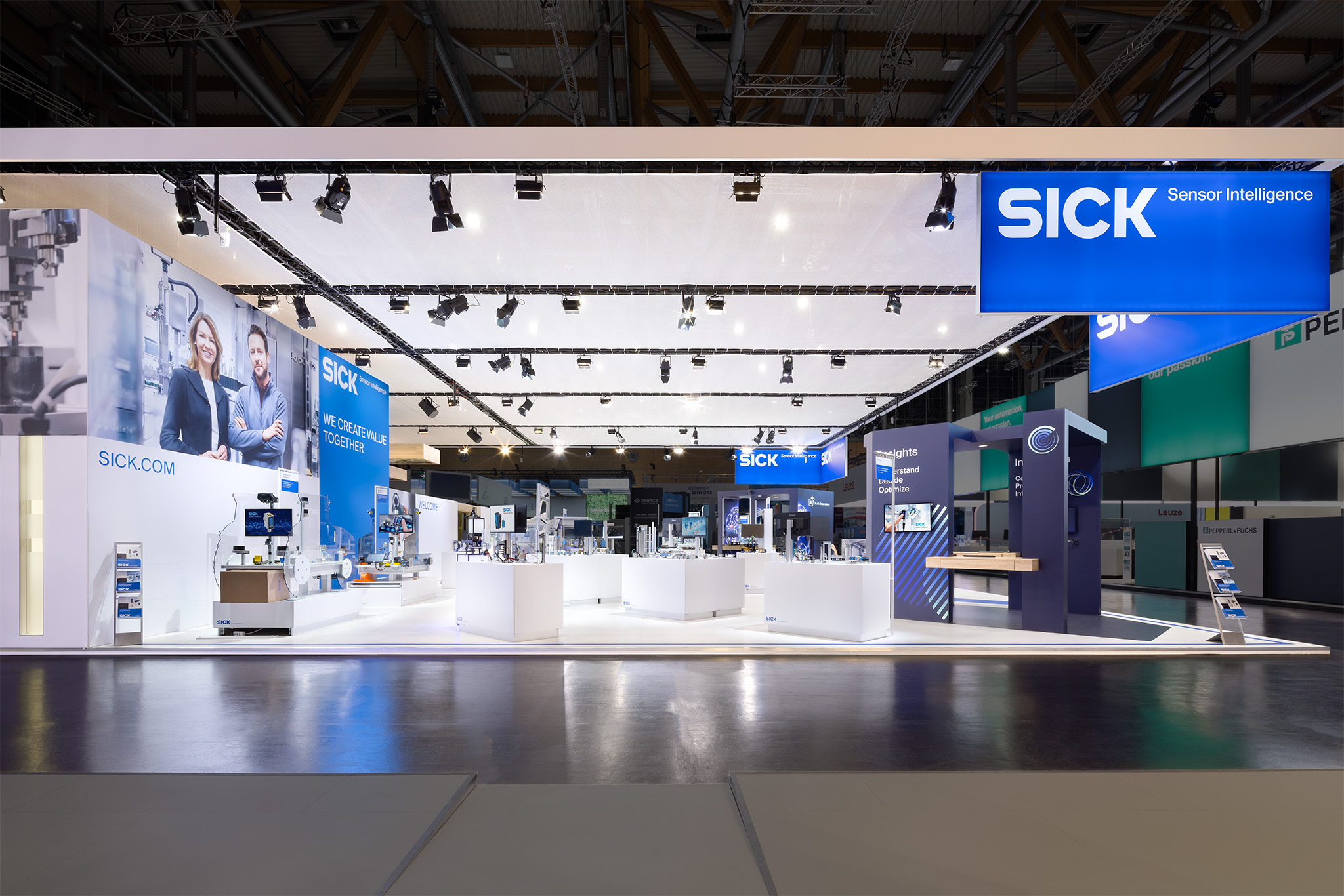 RAUMTECHNIK - SICK - SPS 2025 - NÜRNBERG - STAND PHOTOGRAPHY - #2755 (Ir)