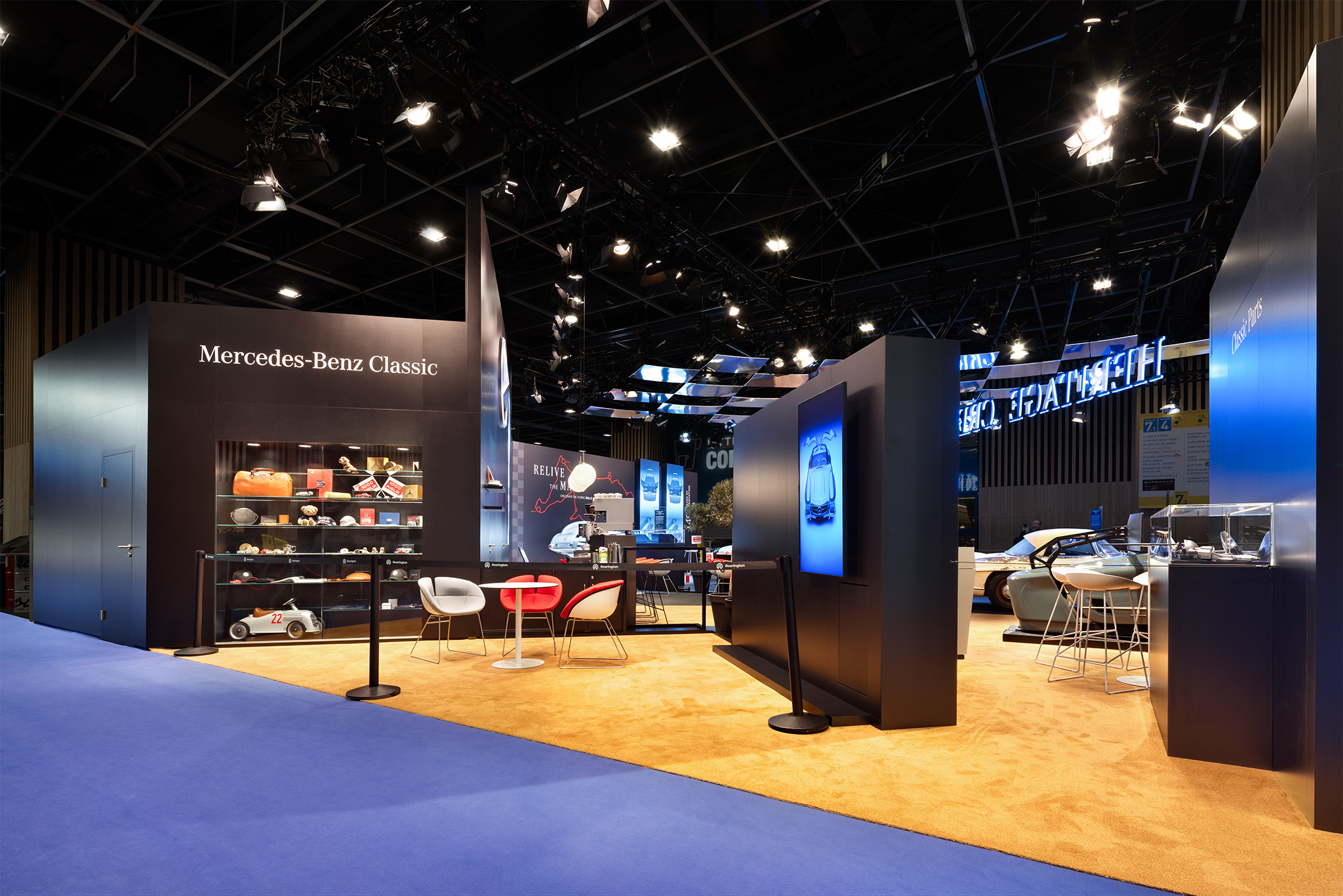 RAUMTECHNIK - MERCEDES BENZ HERITAGE GBH - RETROMOBILE 2026 - PARIS - STAND PHOTOGRAPHY - #0826 (Ir)