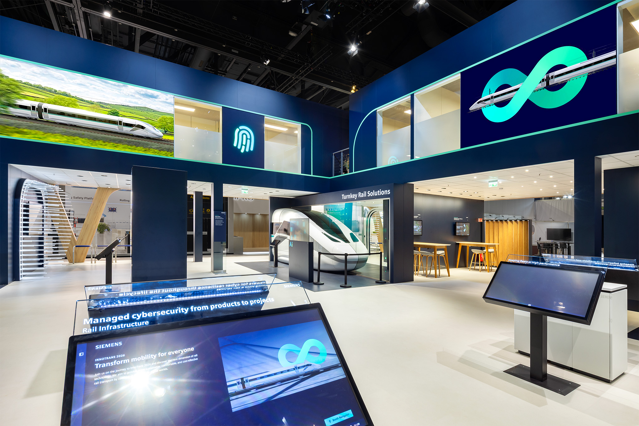 Turnkey Rail Solutions Exponat und Zugmodell auf dem Siemens Messestand von Raumtechnik realisiert.